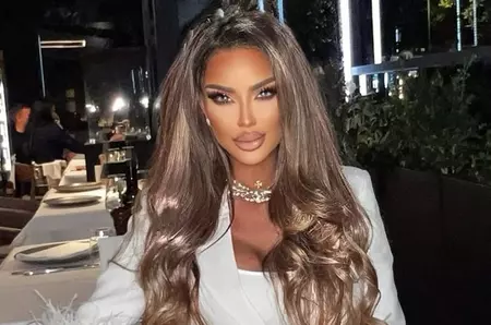 Cum a apărut Bianca Drăgușanu la nunta lui Armin Nicoară cu Claudia Puican. Vedeta a fost în centrul atenției