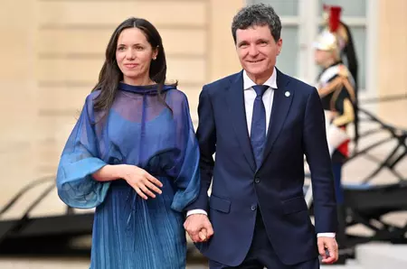 Ce avere are Mirabela Grădinaru, partenera președintelui Nicușor Dan. Compania de la care a primit salariu și moștenirile de la tată și bunici