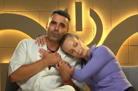 Cum i-a schimbat emisiunea „Power Couple România”, pe Sandra Izbașa și Răzvan Bănică. Detalii neștiute despre cei doi