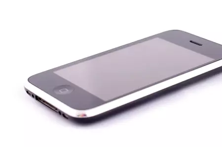 Articolul din 1963 care a prezis iPhone-ul: cum credeau la acea vreme oamenii că va funcționa „telefonul viitorului”