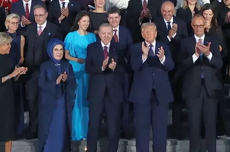 Unde au stat Nicușor Dan și Mirabela Grădinaru la poza de grup cu liderii NATO făcută la Ankara