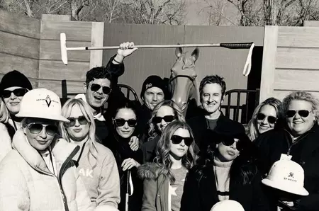 Secret uriaș dezvăluit! Actrița iubită de români așteaptă copil de la SOȚIA ei! Da, două dintre cele mai celebre femei se iubesc, s-au căsătorit și vor deveni mame!