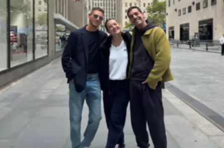 Nou cuplu-bombă! DA, ei sunt! ..se iubesc și NU se mai ascund! Doi dintre cei mai doriți bărbați de la TV formează un cuplu! Cum s-au afișat ...explozie de comentarii!