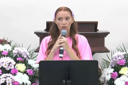 Vedete care s-au botezat la vârsta maturității. Pocăința le-a adus împlinire