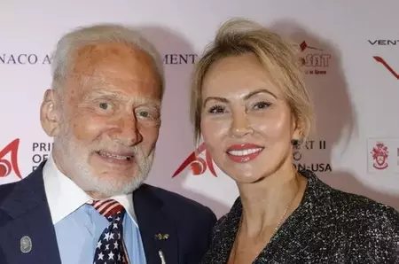 Ultima oră! A murit Anca Faur, românca de 66 de ani din Deva care i-a fost soție lui Buzz Aldrin, al doilea om care a pășit pe Lună. Mesajul astronautului de  95 de ani e sfâșietor! Ce a pățit