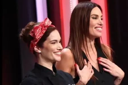 Primele de la accidentul în care a murit Tal Berkovich, concurenta de la “Chefi la cuțite”, care este înmormântată chiar acum! Tânăra nu a avut nicio șansă. Mergea cu fratele la ziua mamei ei. E jale mare în familia din Israel