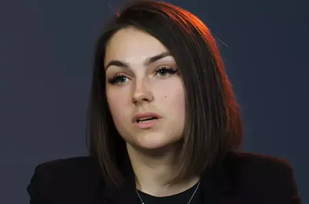 „Sunt Irina Moldovan, soția lui Gheorghe Moldovan, care și-a pus capăt zilelor în fața mea și a copiilor noștri. Mi-a dat flori și după s-a împușcat”. Văduva fostului arbitru Gheorghe Moldovan rupe tăcerea după moartea lui. E cutremurător ce a povestit