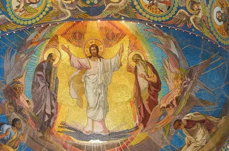 Lunea Albă, a doua zi de Paște. Ce trebuie să faci azi ca să ai parte de belșug până la sfârșitul anului. E un obicei care atrage norocul ca un magnet