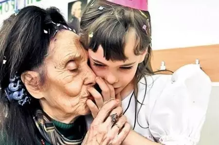 Imagini rare cu fiica Adrianei Iliescu! Nimeni nu a mai văzut-o de mult, iar azi, la 21 de ani, e studentă și s-a transformat într-o tânără superbă și elegantă!