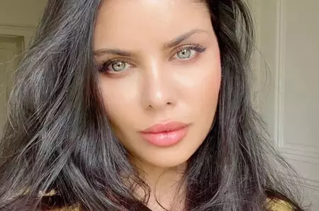 Ileana Lazariuc, apariție rară într-un mall din București. În compania cui a fost fotografiată fosta soție a lui Ion Țiriac Jr. Toți ochii au fost ațintiți asupra ei