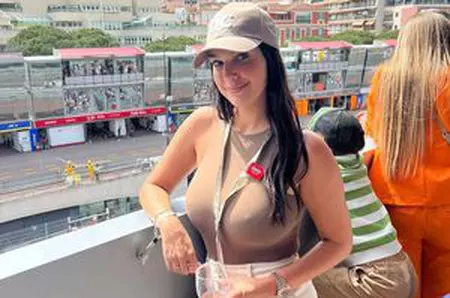 A divorțat după 16 ani, în urma unui scandal cu „mesaje nepotrivite” trimise colegelor. Fostul internațional rupe tăcerea: „Relațiile sunt cum sunt”