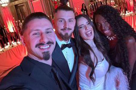 Radu Drăgușin se căsătorește cu Ioana Stan, la Primăria Sectorului 1. Toate imaginile de la eveniment