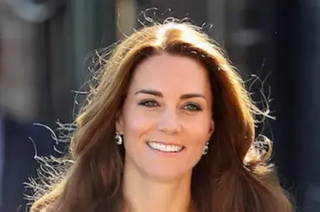 S-A AFLAT PREȚUL! Câți bani costă pantofii preferați ai lui Kate Middleton? Prințesa a făcut spectacol la Windsor într-o ținută care ascunde un mesaj secret