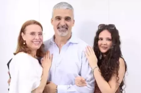 Felicitări! S-a întâmplat la 20 de ani de când și-au spus „DA” în fața lui Dumnezeu! Anunțul superb făcut de Aurelian Temișan în fața a 260 de oameni a emoționat pe toată lumea