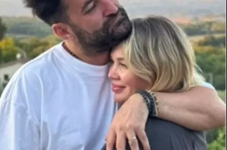 Smiley și Gina Pistol au publicat fotografia care a cucerit internetul. Josephine, într-o ipostază adorabilă, iar prima lor poză de Crăciun din acest an a devenit instant virală