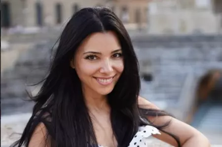 Fără secrete despre destinațiile de lux ale verii! Unde își cheltuie banii prezentatoarele de la Pro TV când vor să scape de aglomerație