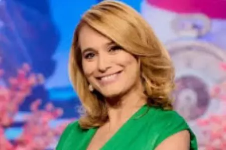 12 fotografii de colecție pe care Andreea Esca le-a ținut ascunse. Cum arată mama vedetei la 84 de ani