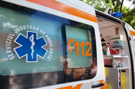 Un bebeluș de 2 luni, din Focșani, a făcut stop cardio-respirator după ce a fost alăptat