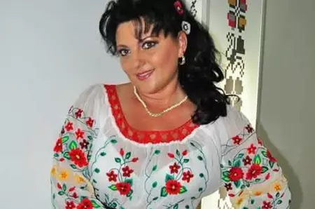 Cântăreața de muzică populară Mihaela Cojocaru s-a stins din viață la 52 de ani: „Nu cred așa ceva”