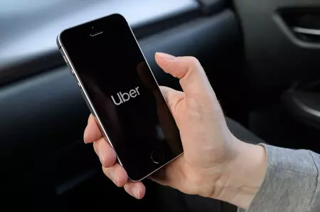 Câștigul amețitor pe care un șofer de Bolt sau Uber l-a avut la ora 23:00, în noaptea dintre ani