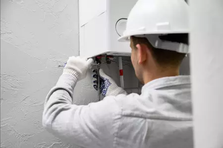 Proprietarii plătesc mai mult la întreținere, chiar dacă au centrală proprie. Explicațiile avocatului