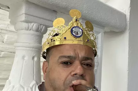 Adi Minune, rutină de îngrijire mai ceva ca a lui Borcea. Creme, uleiuri și alifii