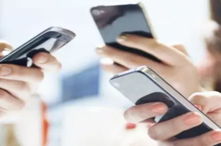 Un simplu „alo” te teleportează în lumea escrocilor, unde rămâi fără niciun ban