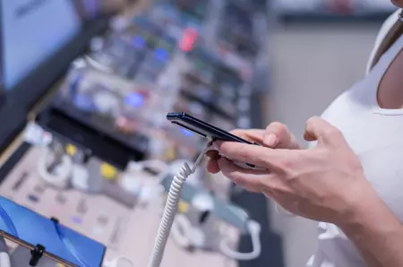 Ritual de dezlegare a vrăjilor. O nouă escrocherie cu telefoane mobile