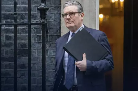 Miniștrii, pedepsiți penal dacă induc în eroare a publicul