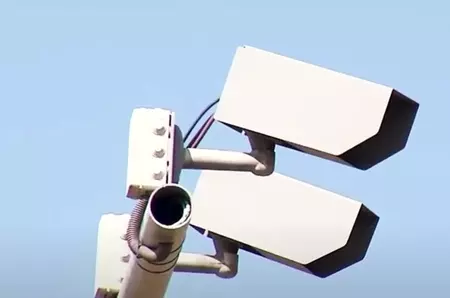 Șoferii, urmăriți de camere, drone și Inteligență Artificială. Revoluție digitală: amenzile vin instant