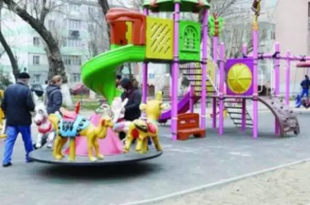 Regulamentele de gospodărire care interzic gesturi banale. Joaca copiilor ajunge sub incidența sancțiunilor