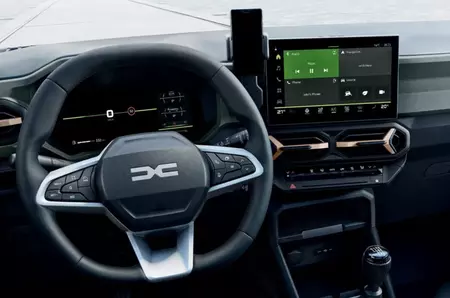 Noul C-Neo, dezvăluit accidental de autoritățile franceze. Modelul semnat de Dacia va concura cu Skoda Octavia