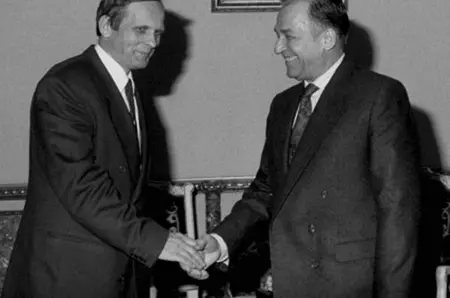 Nașterea unui guvern tehnocrat, rețete tradiționale românești din istoria recentă