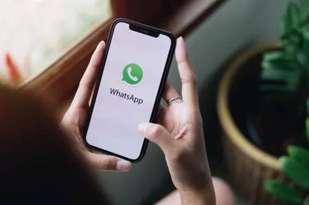Funcția simplă din WhatsApp care îți schimbă complet lista de conversații
