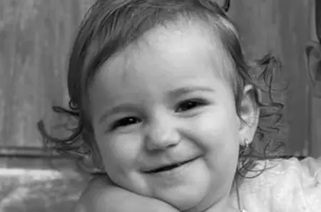 A fost făcut public buletinul de analize al fetiței care a murit la stomatolog! Acum este clar ce se întâmpla cu Sara înainte de intervenția fatală