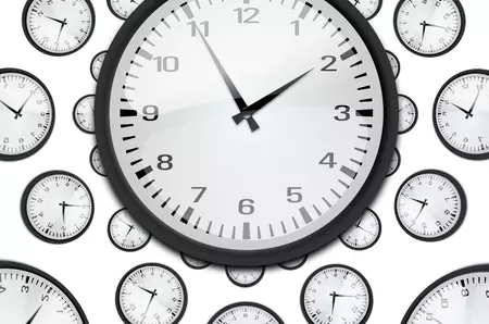 De ce se schimbă ora de două ori pe an în România și Europa. Explicația oficială a Comisiei Europene tot mai contestată