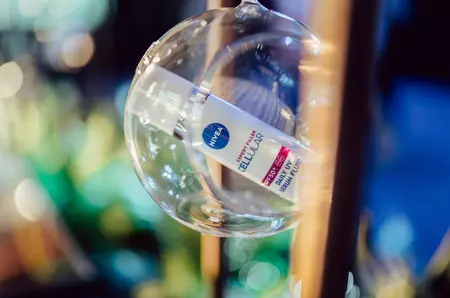 Lansarea NIVEA Cellular: O fuziune spectaculoasă între modă și îngrijirea pielii