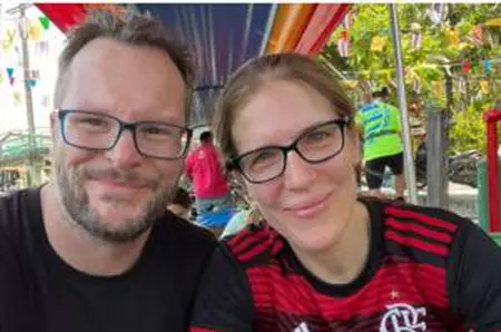 Au locuit cu părinţii şi au renunţat la tot, ca să se pensioneze la 35 de ani, cu peste 2 milioane € în cont