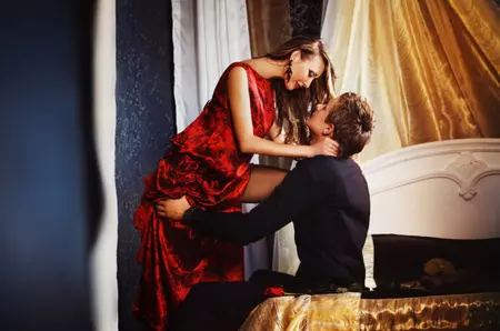 Horoscopul relațiilor pentru 16 noiembrie 2025. Vezi ce arată astrele