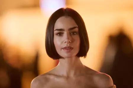 Lily Collins va fi Audrey Hepburn într-un film despre crearea clasicului „Breakfast at Tiffany’s”. Ce mesaj a transmis vedeta