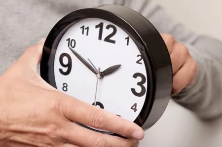 Au mai rămas 14 zile până la marea schimbare în România. Pregătiți ceasurile, se întâmplă în noaptea de 28 spre 29 martie