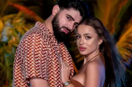 Cum arăta Claudia Ion înainte de intervențiile estetice. Transformarea concurentei de la „Insula Iubirii”