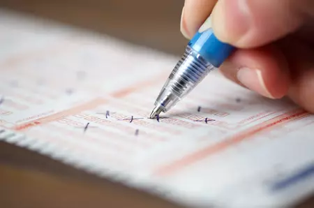 Rezultatele Loto 6/49 din 23 noiembrie 2025. Numerele câștigătoare extrase duminică