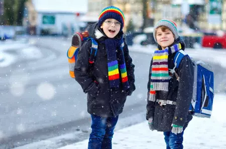 Când încep elevii școala, în ianuarie 2026, după vacanța de iarnă