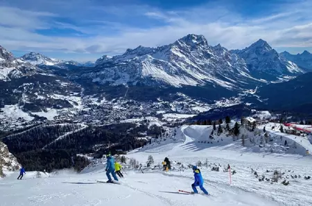 Cortina d’Ampezzo – 30 de lucruri de știut despre stațiunea care găzduiește Jocurile Olimpice