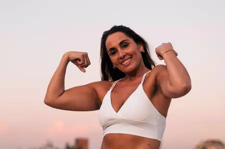 Cum îți menții masa musculară după 40 de ani. Ghid simplu de alimentație și antrenament