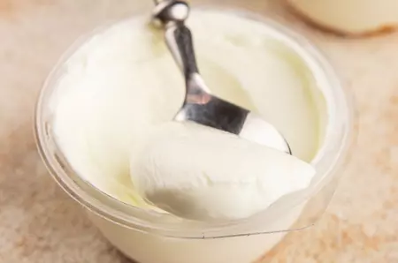 Ce este skyr și cum se obține - proprietăți și beneficii pentru sănătate