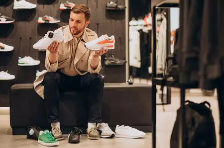 Cultura Sneakerheads: cum să-ți construiești și să-ți îngrijești o colecție de adidași iconici