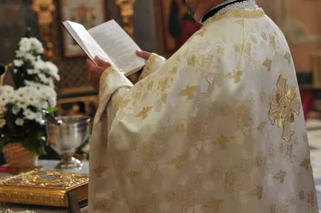 Ce este Sfântul Maslu şi ce semnificaţie are