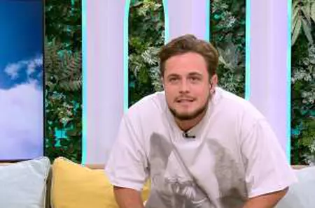 Aris Eram a vorbit despre bani! Cine îl întreține pe prezentatorul de la Neatza cu Răzvan și Dani